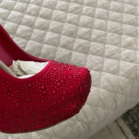 ALDO Loann Red Ruby Rhinestone Pumps, Size 5/35 - Picture 8 of 8